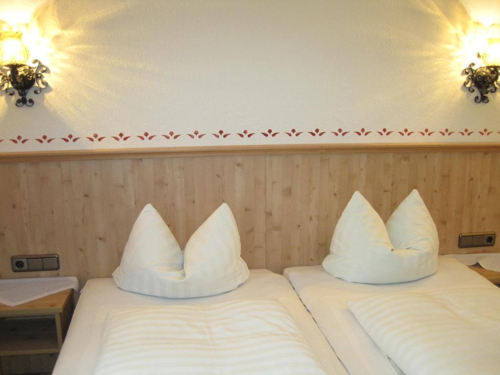 Hotel Zur Schonen Aussicht Übersee Habitación foto