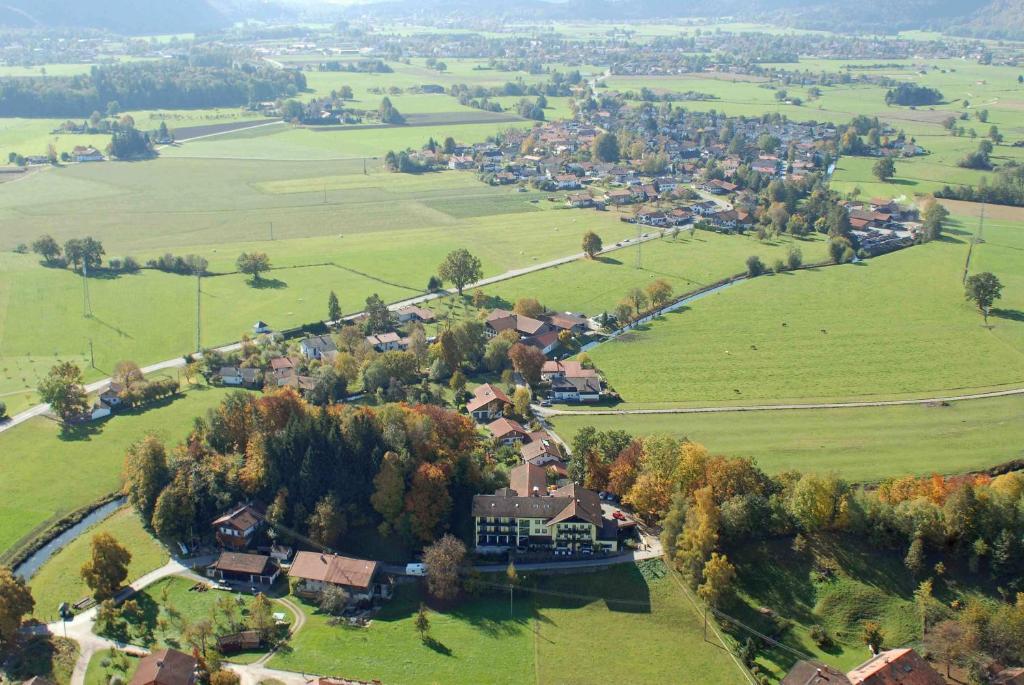 Hotel Zur Schonen Aussicht Übersee Exterior foto