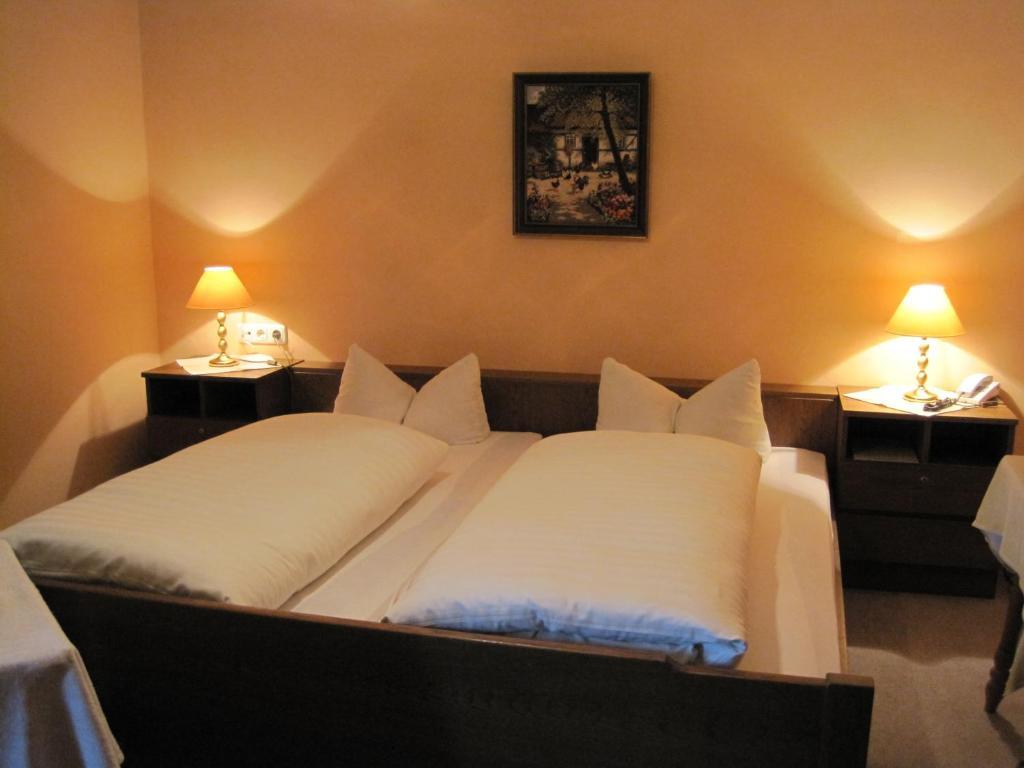 Hotel Zur Schonen Aussicht Übersee Habitación foto